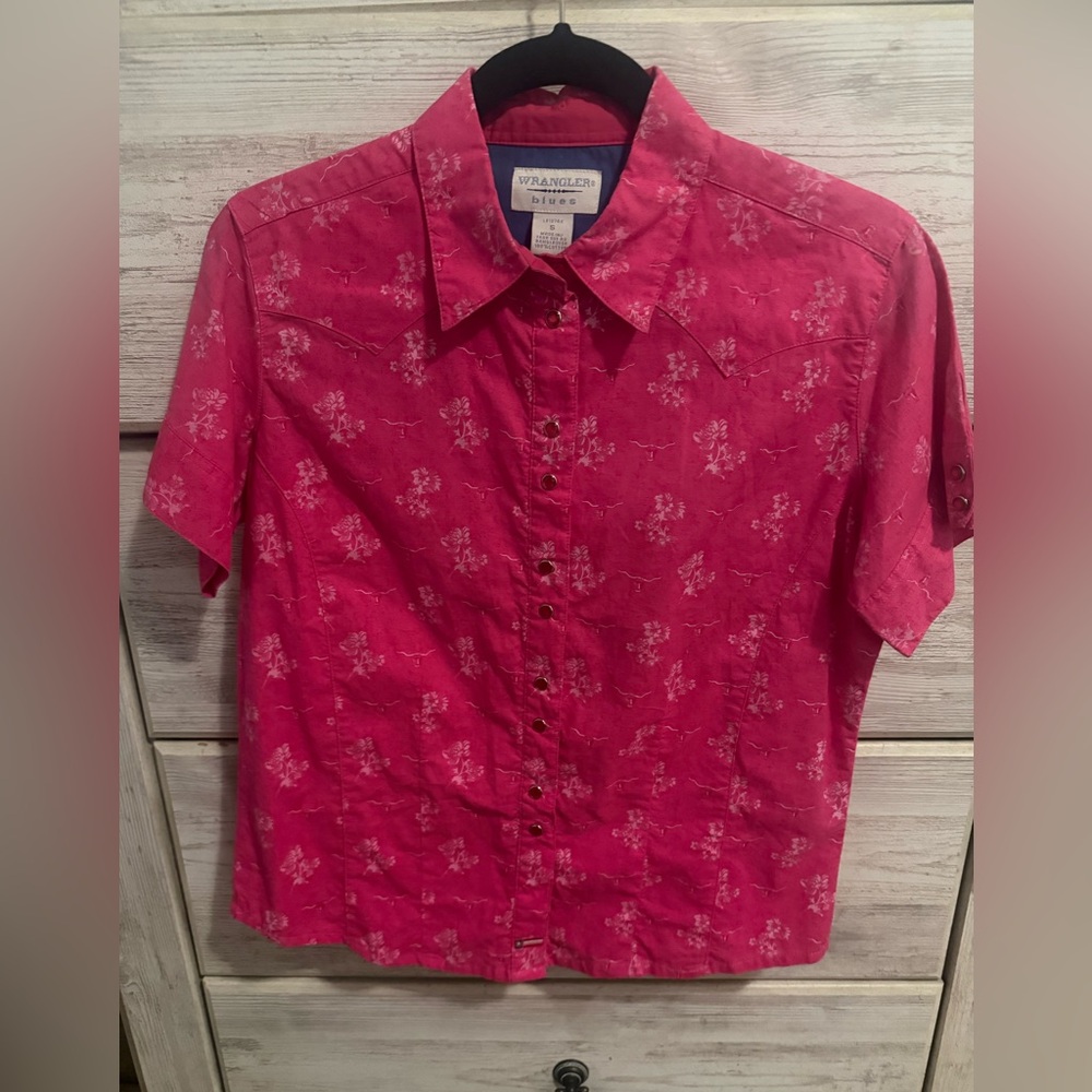 Wrangler Pink Floral Button-Up Shirt